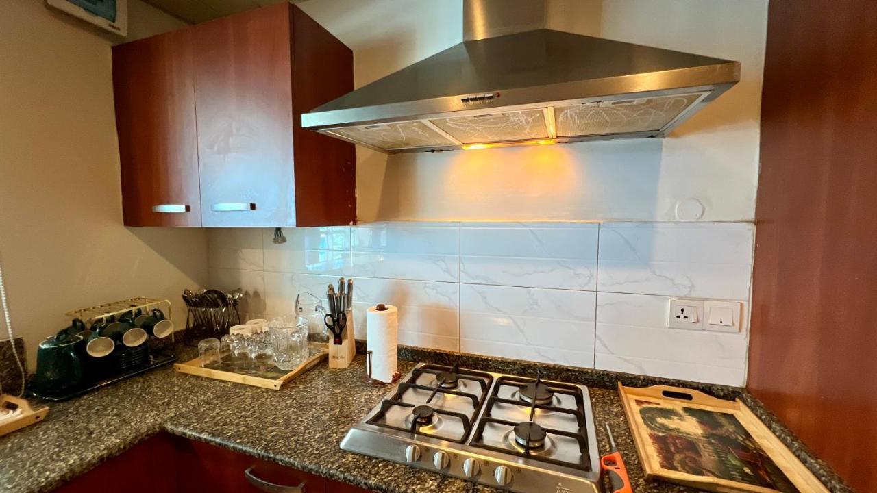 Centaurus Apartment City View Three Beds Iszlámábád Kültér fotó