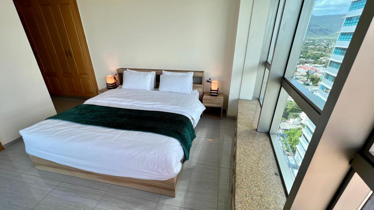 Centaurus Apartment City View Three Beds Iszlámábád Kültér fotó