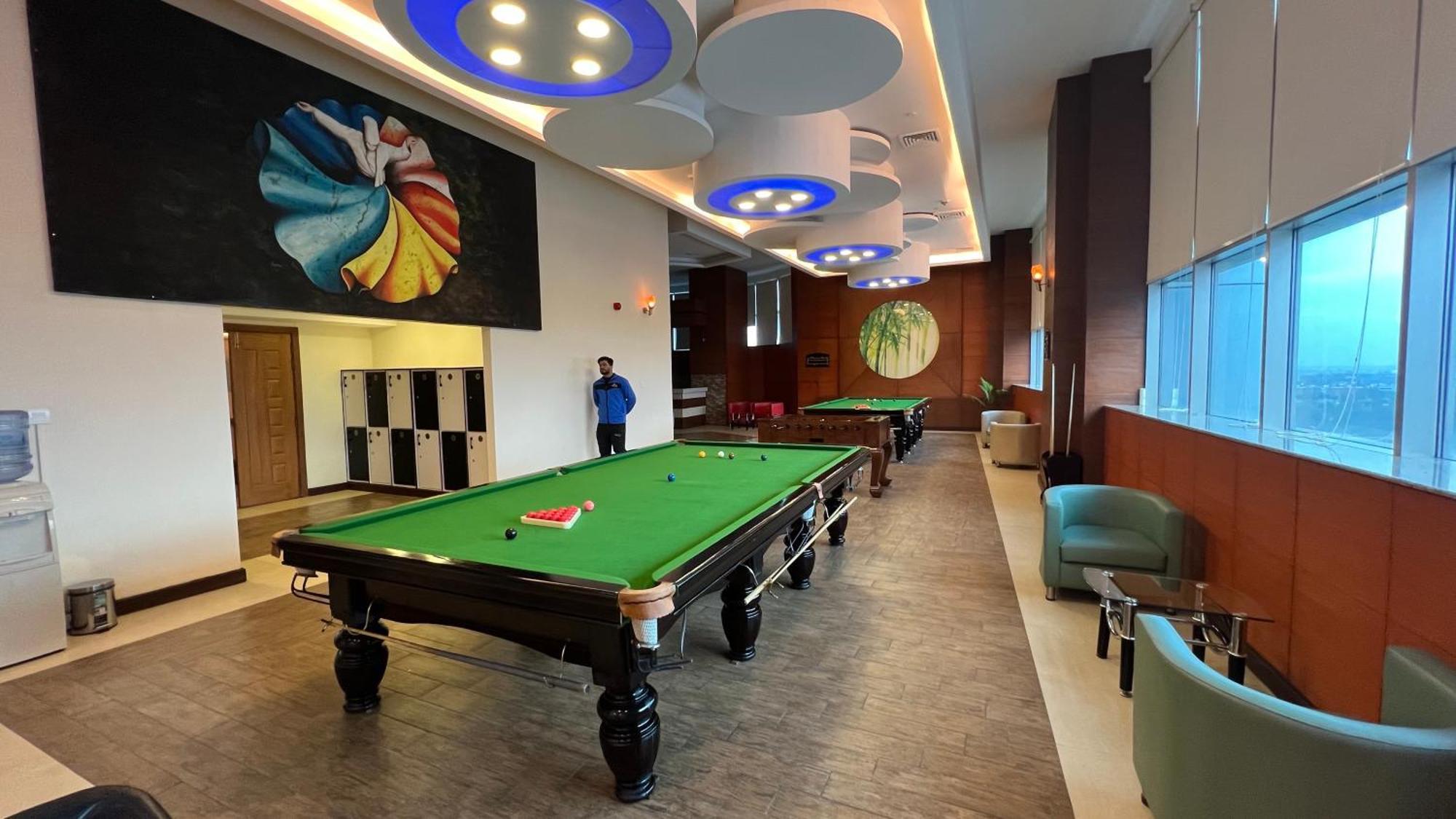 Centaurus Apartment City View Three Beds Iszlámábád Kültér fotó