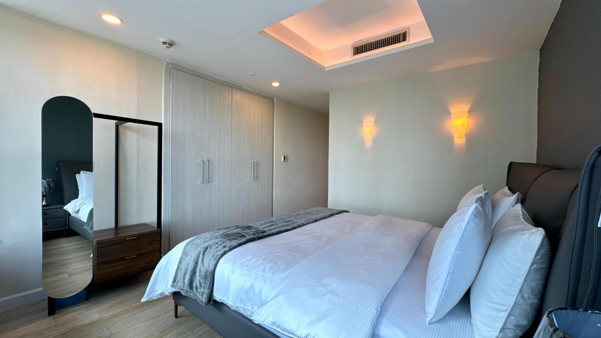 Centaurus Apartment City View Three Beds Iszlámábád Kültér fotó