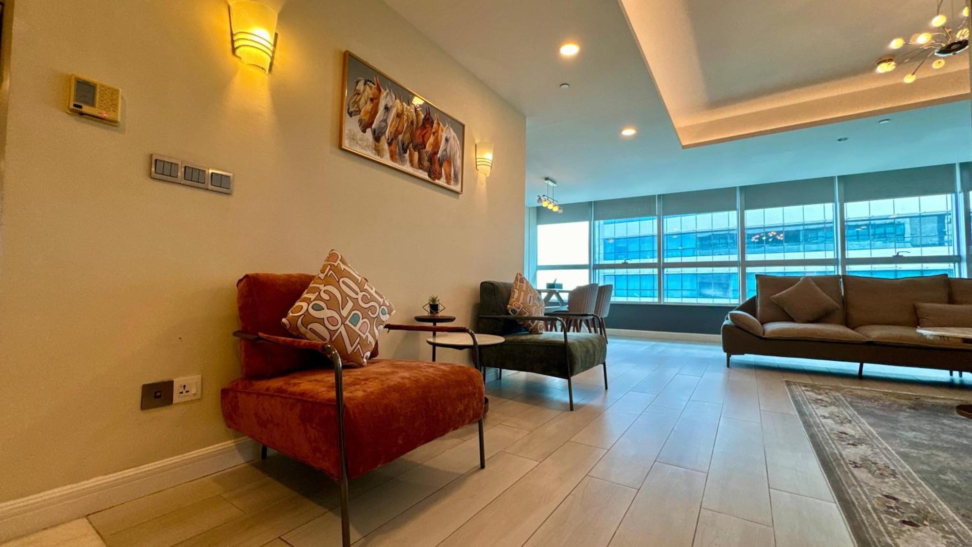 Centaurus Apartment City View Three Beds Iszlámábád Kültér fotó
